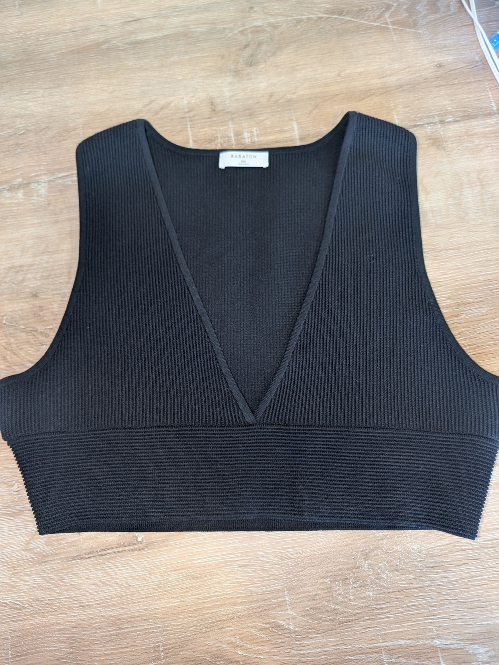 Babaton Artizia Black Ribbed V Neck Cropped Tank